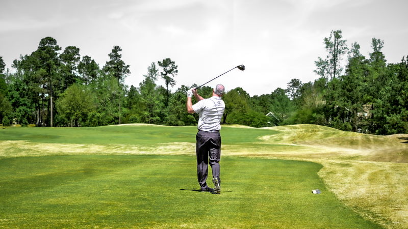 Which Tee Box Should You Play In A Round of Golf? - River Landing