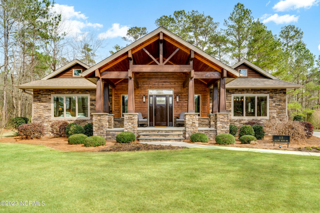 113 Falling Water Way