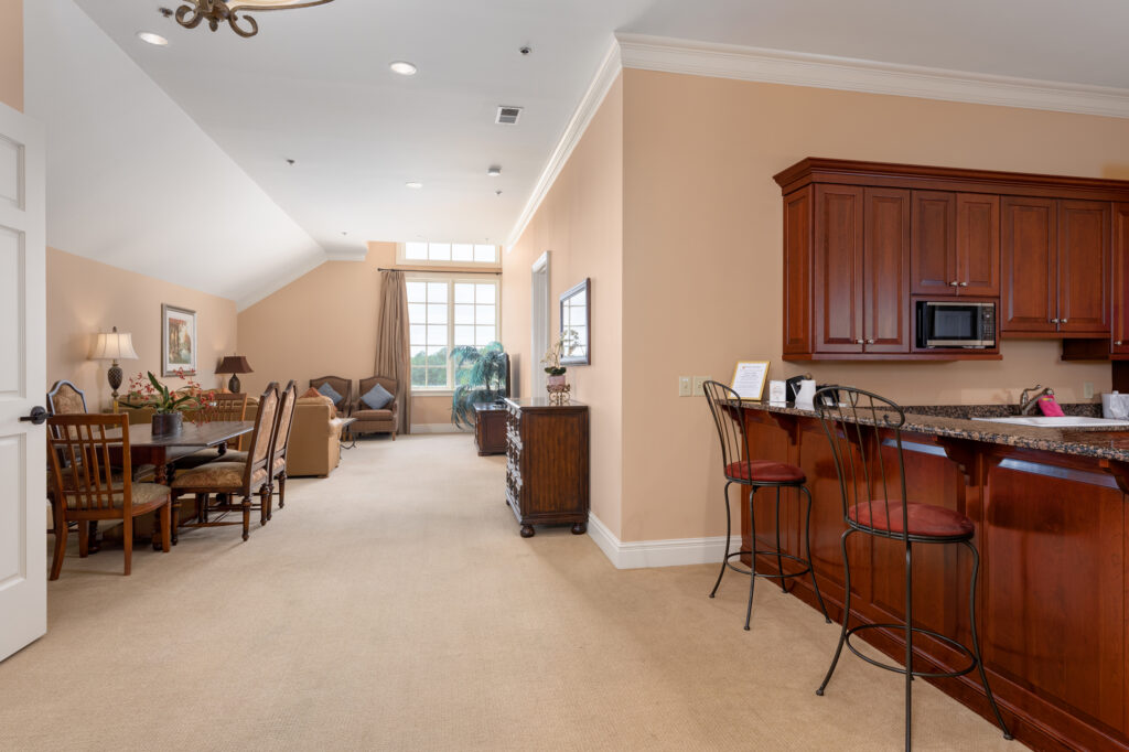 suite-01-clubhouse-01